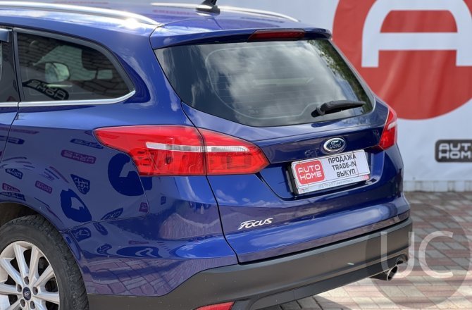 подержанный авто Ford Focus 2016 года