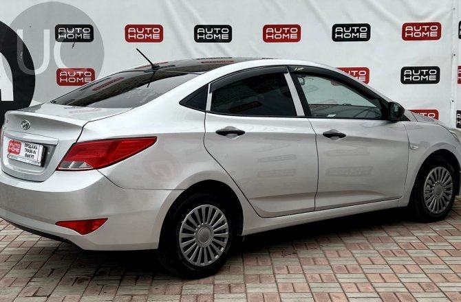Hyundai Solaris 2015 года за 589 990 рублей