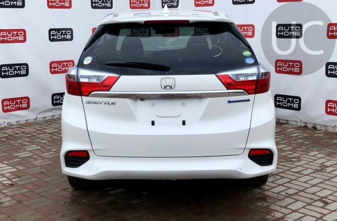 купить б/у автомобиль Honda Shuttle 2018 года