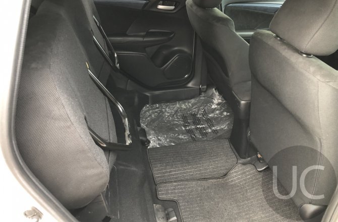 купить б/у автомобиль Honda Shuttle 2018 года
