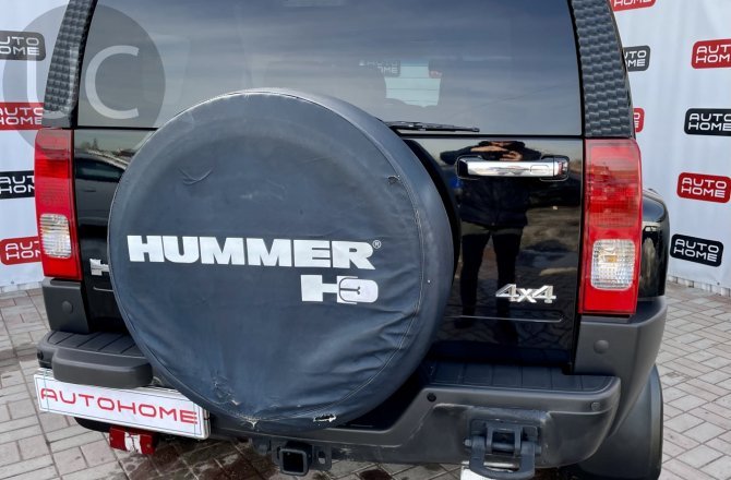 Hummer H3 2006 года за 1 650 000 рублей