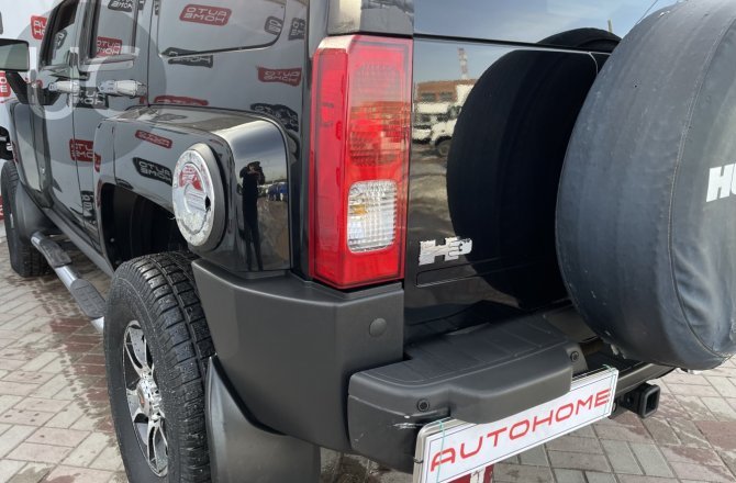 подержанный авто Hummer H3 2006 года