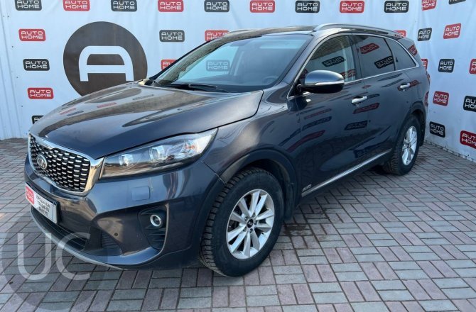 подержанный авто Kia Sorento 2020 года