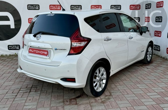 Nissan Note 2018 года за 1 199 990 рублей