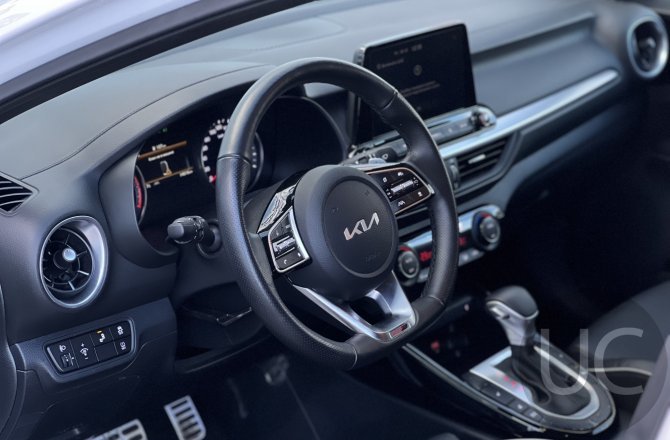 объявление о продаже Kia Cerato 2023 года