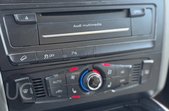 купить б/у автомобиль Audi Q5 2012 года