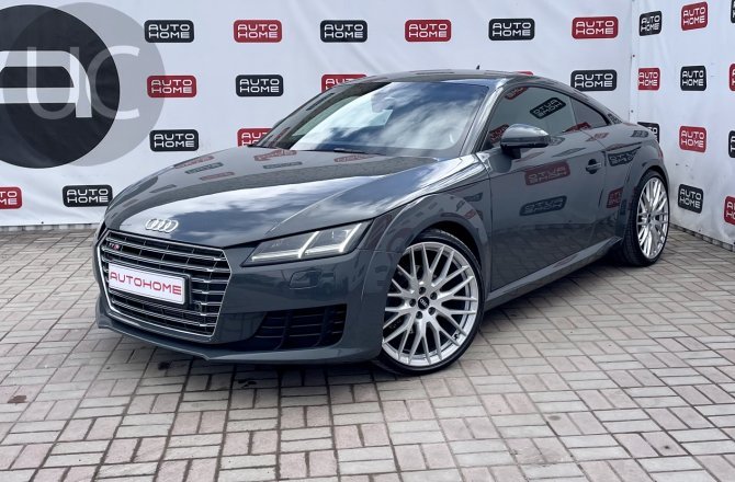 подержанный авто Audi TT 2015 года