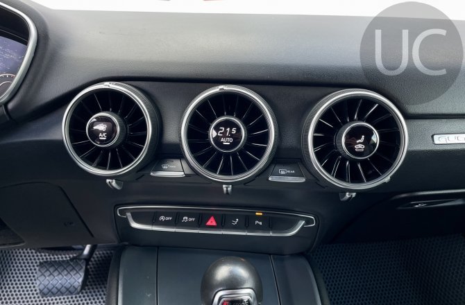 объявление о продаже Audi TT 2015 года