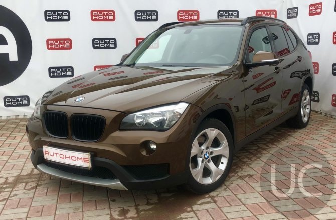 подержанный авто BMW X1 2013 года