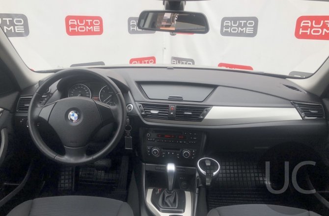 фотографии BMW X1