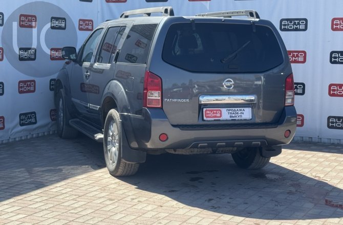 купить Nissan Pathfinder с пробегом, 2011 года