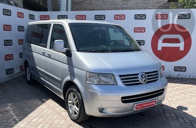 объявление о продаже Volkswagen Multivan 2009 года