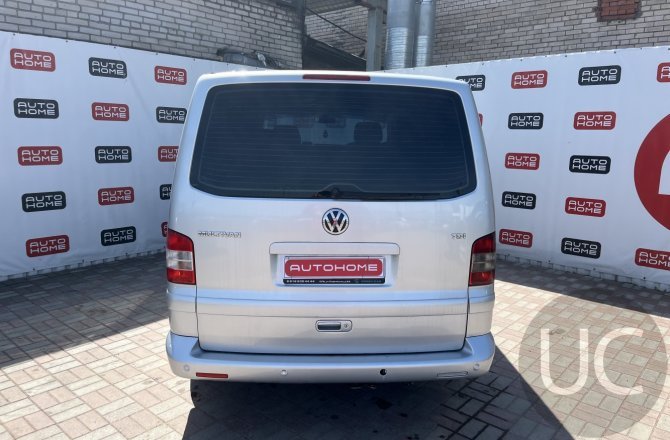 купить б/у автомобиль Volkswagen Multivan 2009 года
