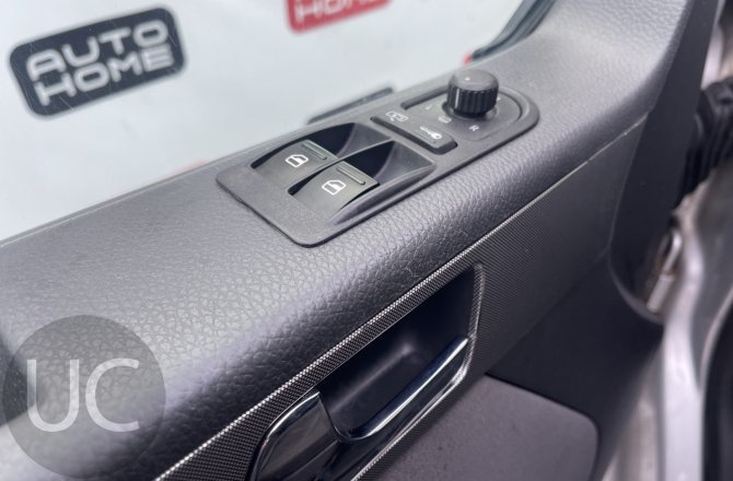 Volkswagen Multivan 2009 года за 1 574 990 рублей