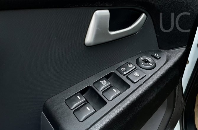 объявление о продаже Kia Sportage 2015 года