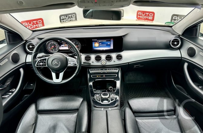подержанный авто Mercedes-Benz E-Class 2020 года