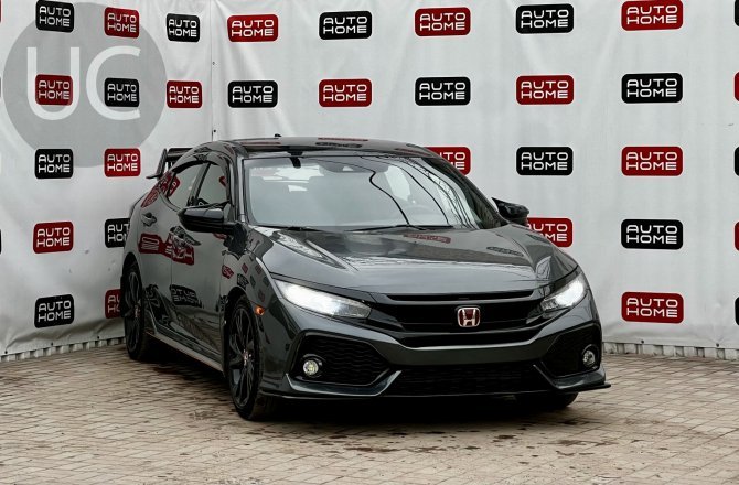 объявление о продаже Honda Civic 2018 года