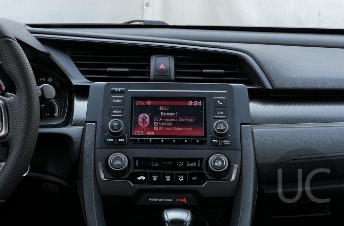 купить б/у автомобиль Honda Civic 2018 года