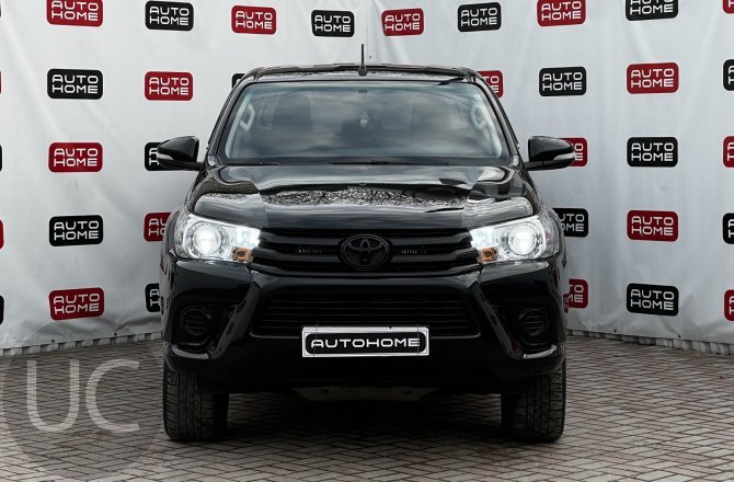 фотографии Toyota Hilux