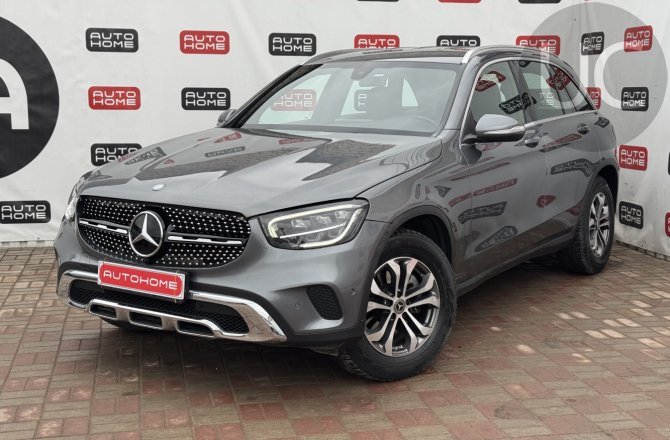 подержанный авто Mercedes-Benz GLC-class 2021 года