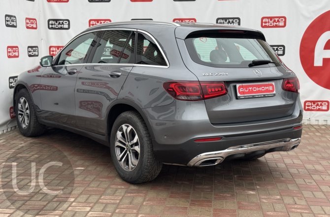 подержанный авто Mercedes-Benz GLC-class 2021 года