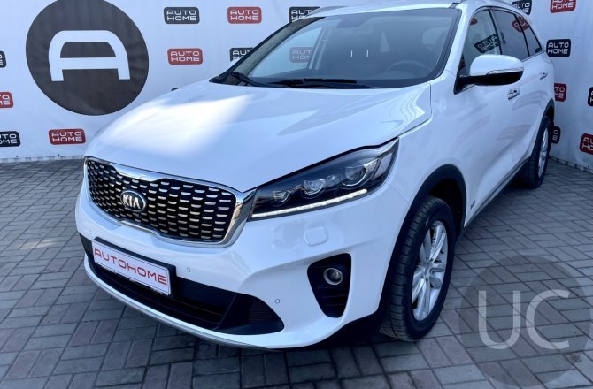 подержанный авто Kia Sorento 2019 года
