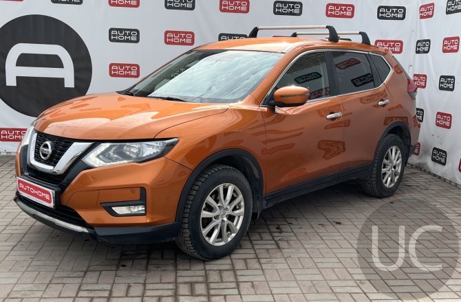 подержанный авто Nissan X-Trail 2019 года
