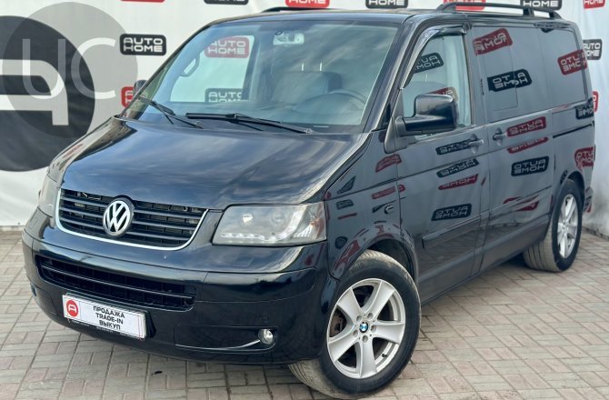подержанный авто Volkswagen Multivan 2007 года