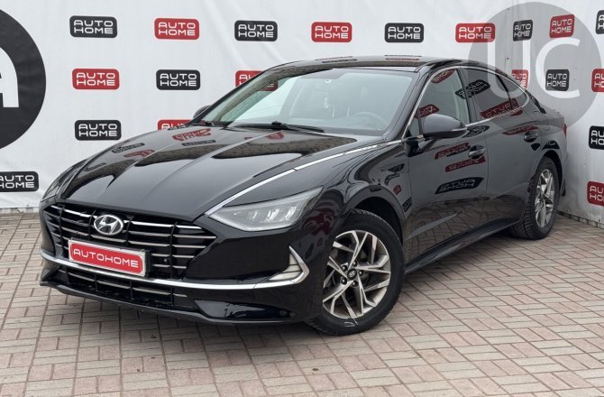 подержанный авто Hyundai Sonata 2021 года