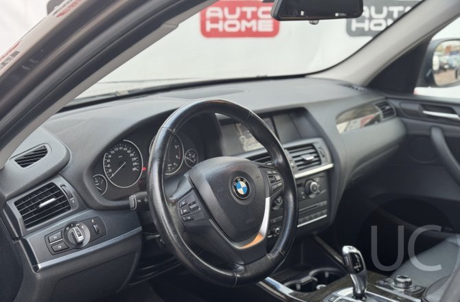 подержанный авто BMW X3 2012 года