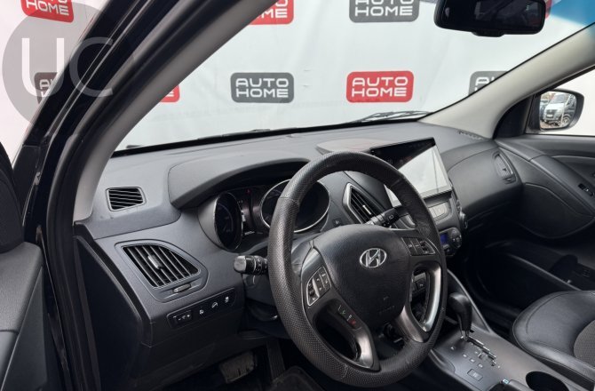 подержанный авто Hyundai ix35 2014 года