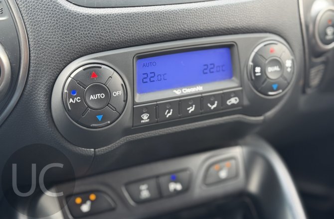 купить б/у автомобиль Hyundai ix35 2014 года