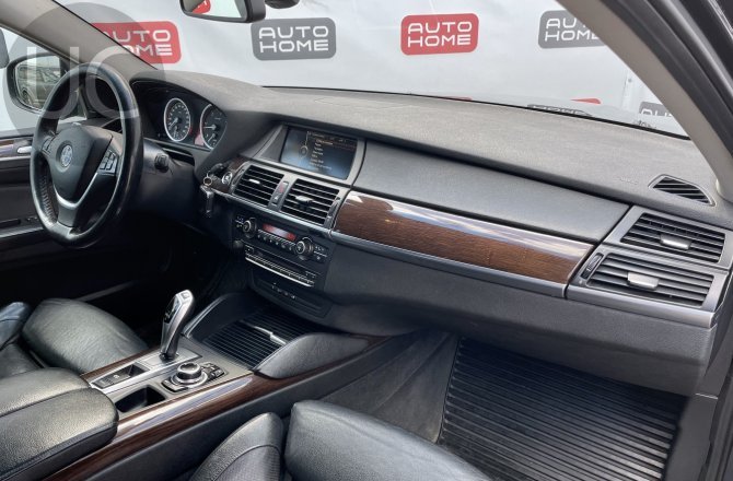 купить б/у автомобиль BMW X6 2011 года