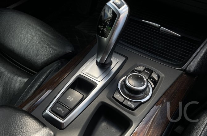 объявление о продаже BMW X6 2011 года