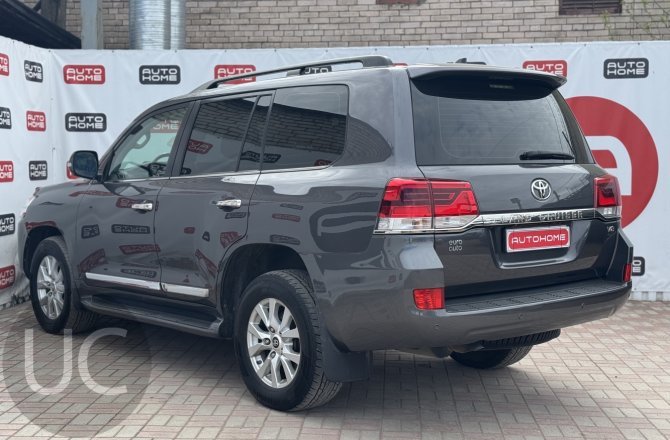Toyota Land Cruiser 2016 года за 4 899 990 рублей