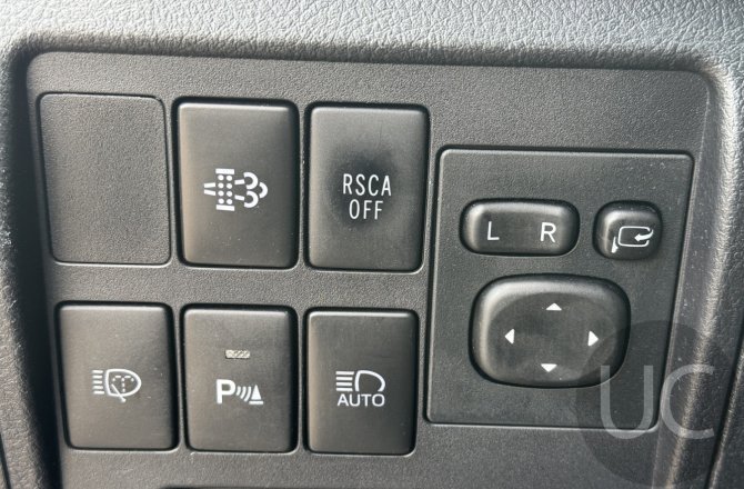 Toyota Land Cruiser 2016 года за 4 899 990 рублей