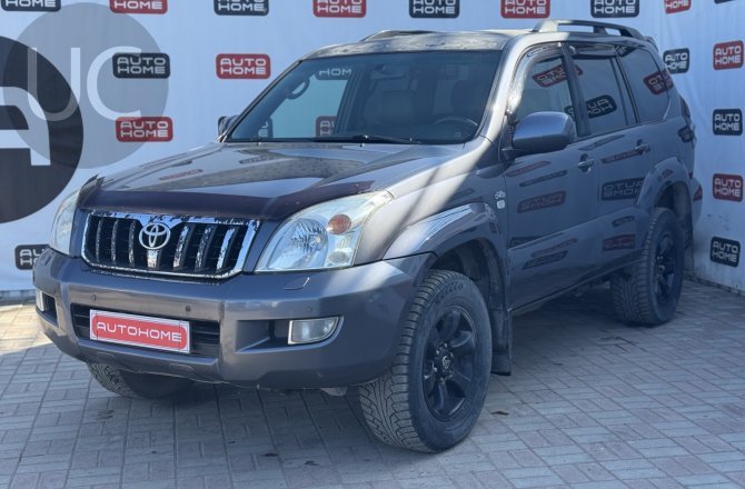 подержанный авто Toyota Land Cruiser Prado 2004 года