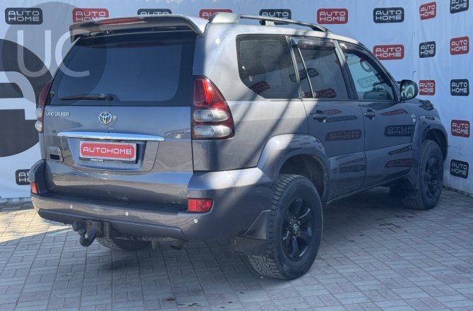 купить Toyota Land Cruiser Prado с пробегом, 2004 года