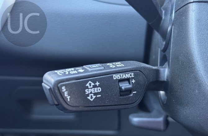 подержанный авто Audi A6 2022 года