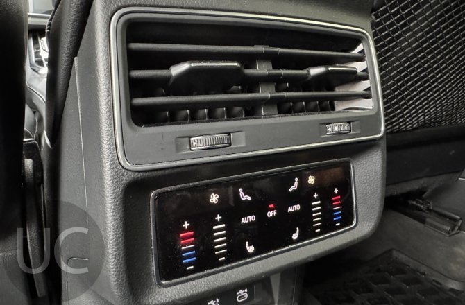 Audi Q7 2020 года за 4 999 990 рублей