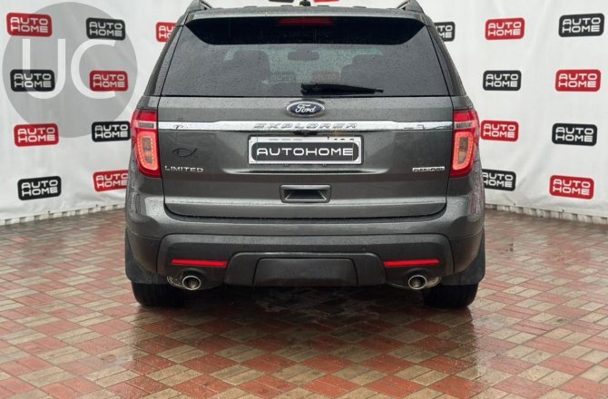 купить б/у автомобиль Ford Explorer 2015 года