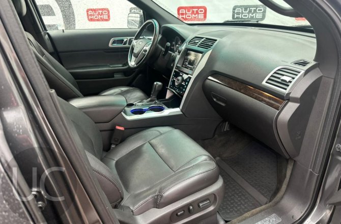 объявление о продаже Ford Explorer 2015 года