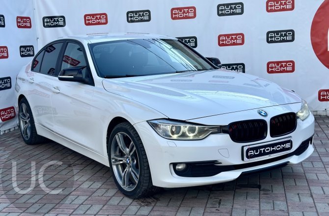 объявление о продаже BMW 3 series 2012 года