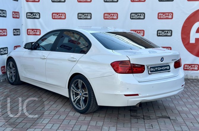 купить BMW 3 series с пробегом, 2012 года