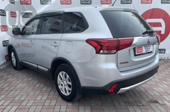 купить Mitsubishi Outlander с пробегом, 2016 года