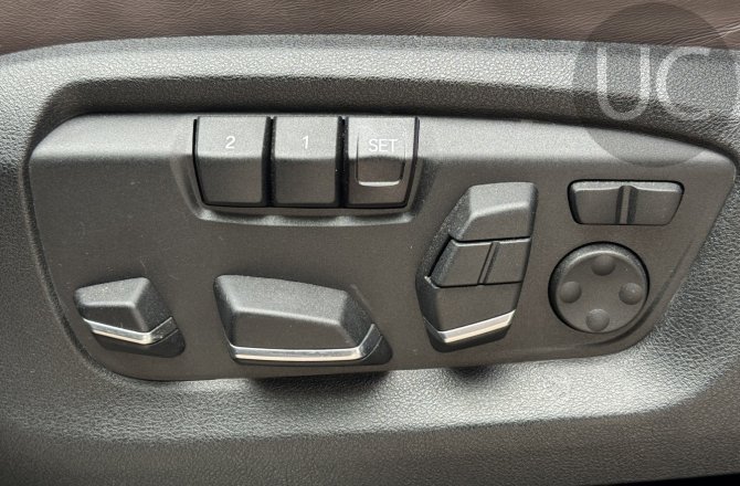 купить б/у автомобиль BMW X5 2014 года
