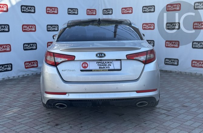 купить б/у автомобиль Kia Optima 2011 года