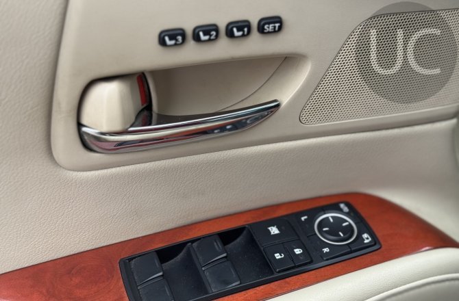 объявление о продаже Lexus RX 2009 года