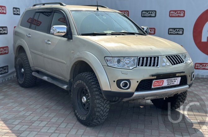 объявление о продаже Mitsubishi Pajero Sport 2011 года