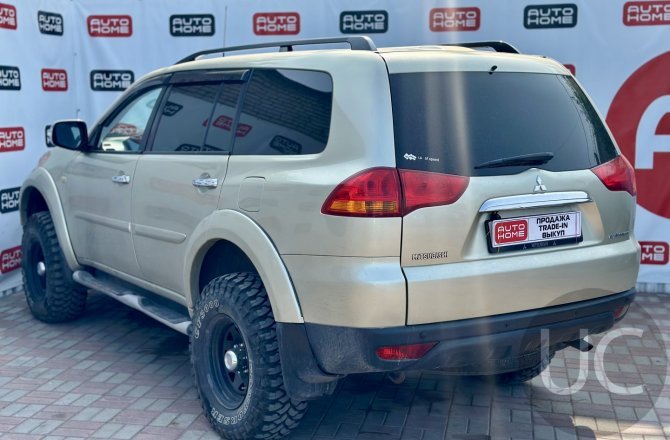 купить Mitsubishi Pajero Sport с пробегом, 2011 года